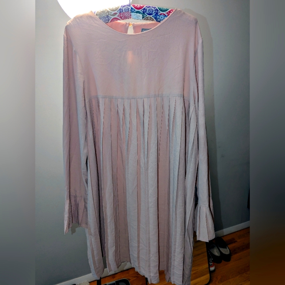ASOS Bohemian Bishop Sleeves Pleated Round Neck Size 12